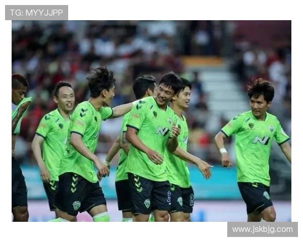 韩国球队在亚冠联赛中表现稳健，争取延续不败神话